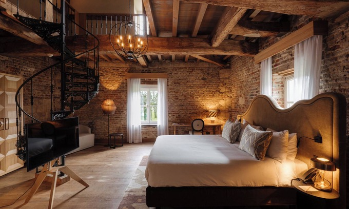 Vilt Hotel | Chateau St Gerlach