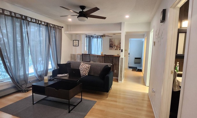 Timmins Cottage | Chateaus Laidlaw.