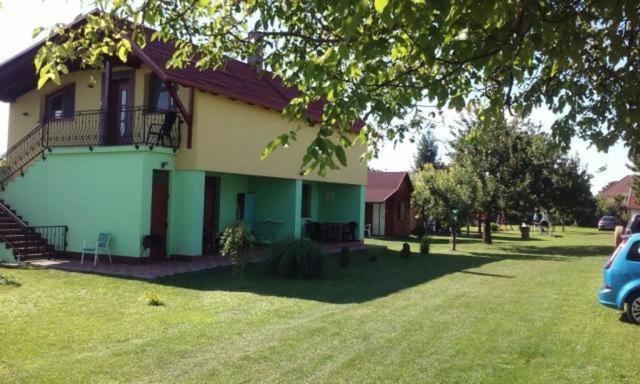 Velky Meder Other | Chatky a apartmány Pod starým orechom - camp