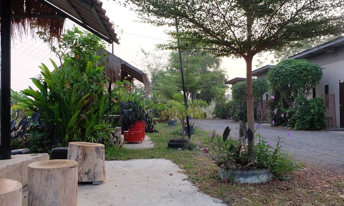 Chai Nat Resort | Check-in Resort