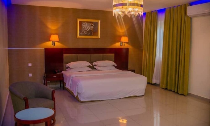 Ibadan Hotel | CheckInn Signature Abuja