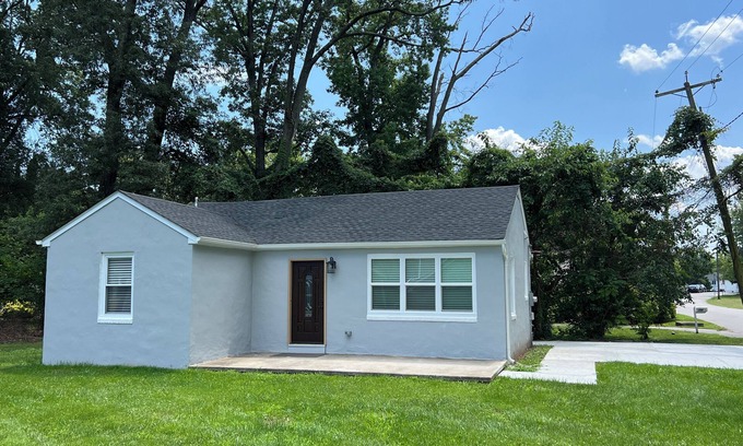 Fort Howard House | Cheerful 2 Home