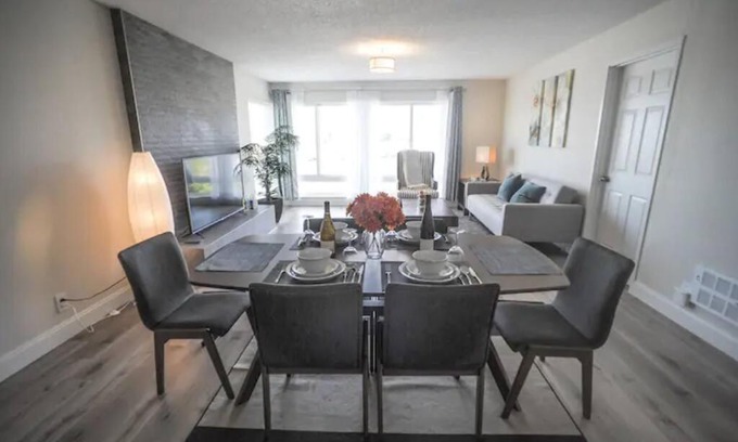 Westlake House | Cheerful 4-bedroom home nearby beach