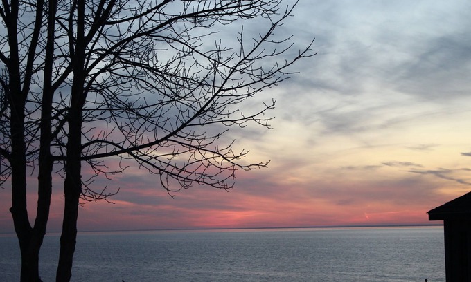 Romney Cottage | Cheerful life at cottage 2 bedroom on Lake Erie