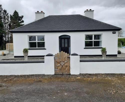 Ballina House | Cheerful three bedroom country cottage