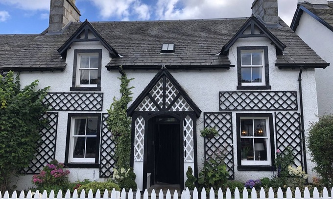 Kenmore Cottage | Chefs cottage. Idyllic 18th century cottage.