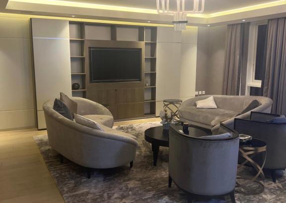 Sands End Apartment | Chelsea creek