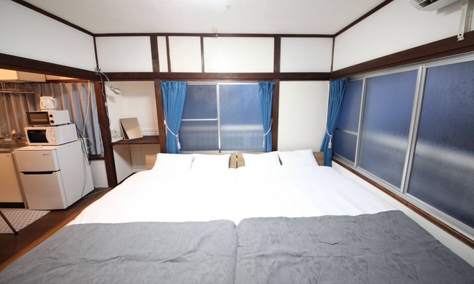 Honmachi Apartment | Chelsea Hatsudai 201