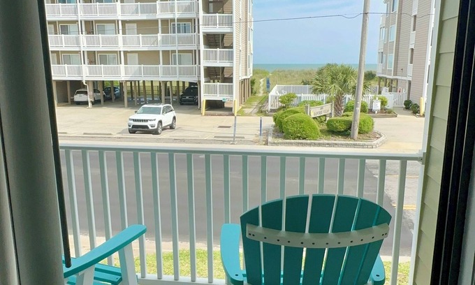 Ash Condo | Cherry Grove-2br Condon2nd Floor Oceanview