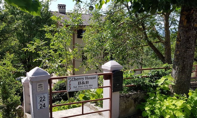 Polinago Bed & Breakfast | Cherry House B&B