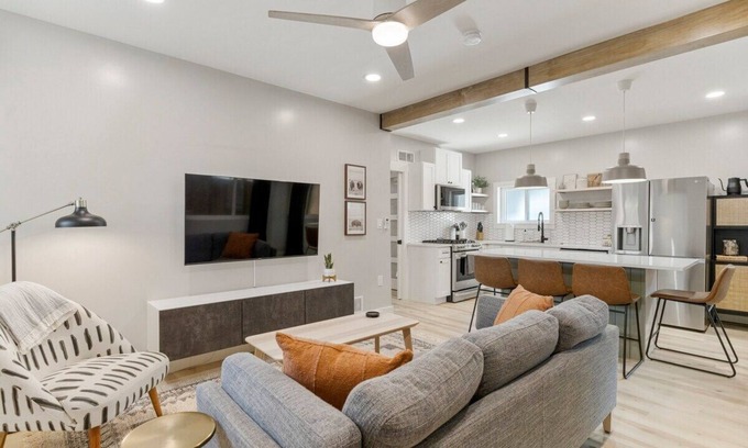 Cherry Street House | Cherry Street Getaway