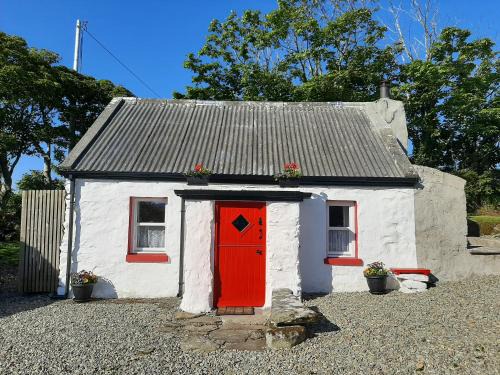 Ballyliffin House | CherryTreeCottage - Cosy 19thCentury Pet Friendly