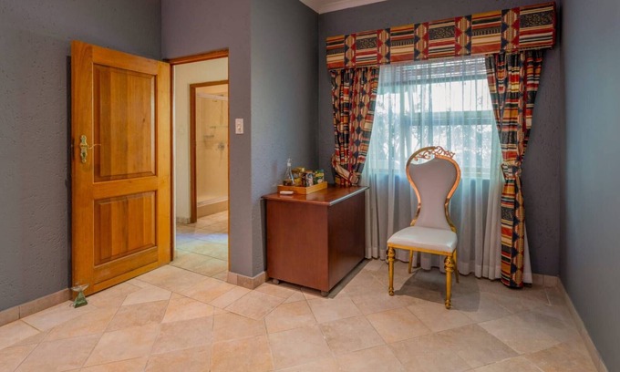 Greater Johannesburg Metropolitan Area Apartment | Cherubim Heights Villa no1