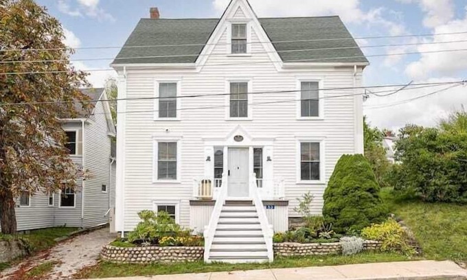Chester House | Chester - Marigold Cottage in Chester Village