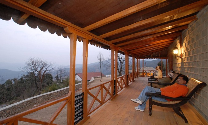 Kausani Hotel | Chevron Eco Lodge