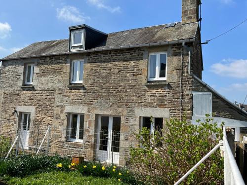 Sourdeval House | Chez Casa