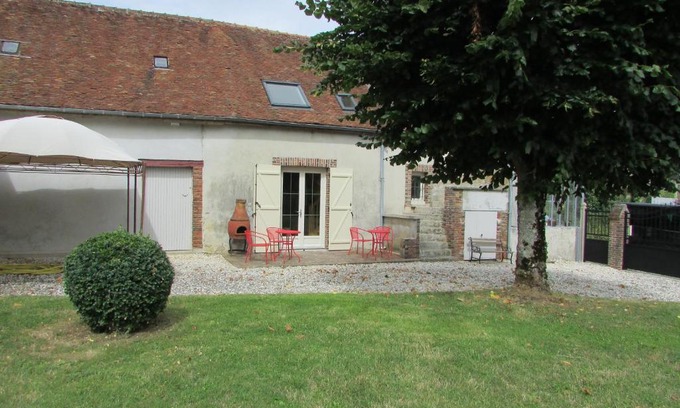 Champaubert House | Chez Denise