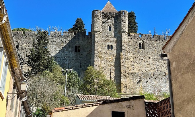 Carcassonne House | Chez Jean*View to Cité*Aircon*200m walk to Cité*2 Bedrooms*Quiet and charming