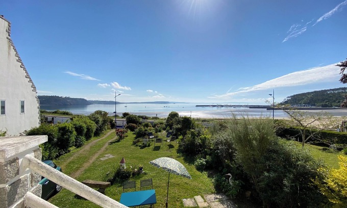 Morgat House | Chez Mamie Bretagne, a beachfront paradise