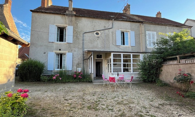 Ainay-le-Chateau House | Chez Mamie Madeleine, a large family gîte on the edge of the Tronçais forest.