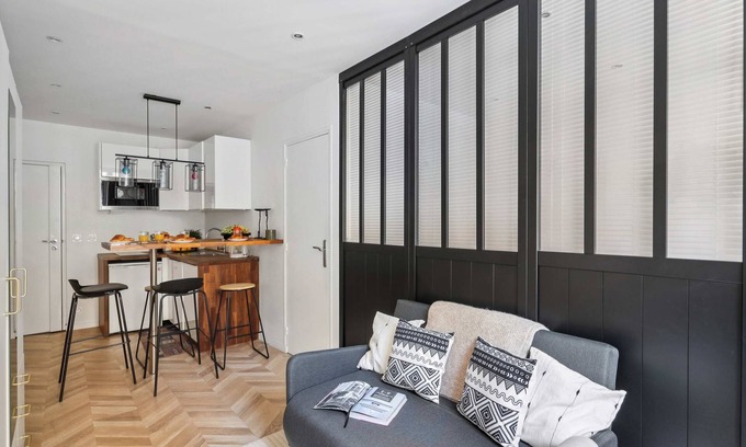 Bonne-Nouvelle Apartment | Chic Central Paris 1BR - Walk to Les Halles