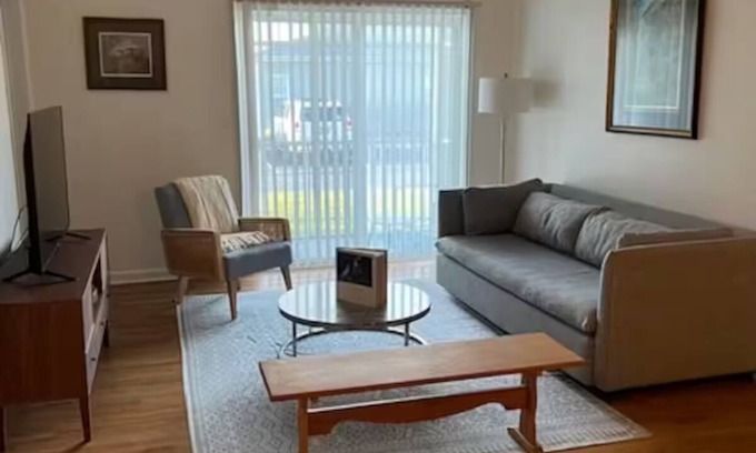 Rehoboth Beach Condo | Chic Charming upscale Condo in Lewes DE