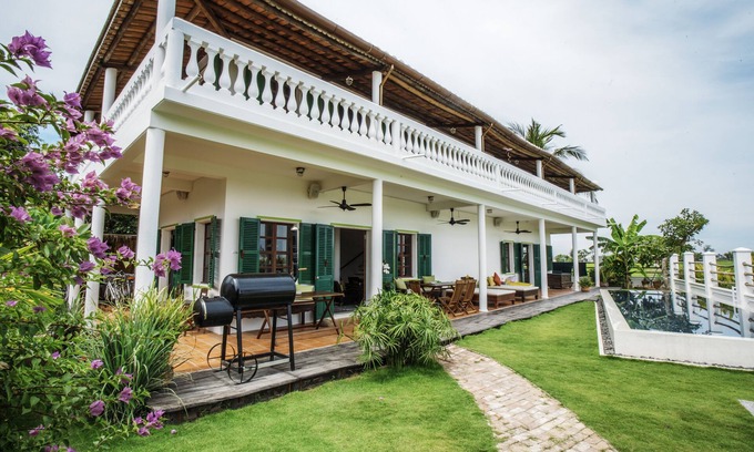 Cam Chau House | Chic French Colonial Villa in the rice fields