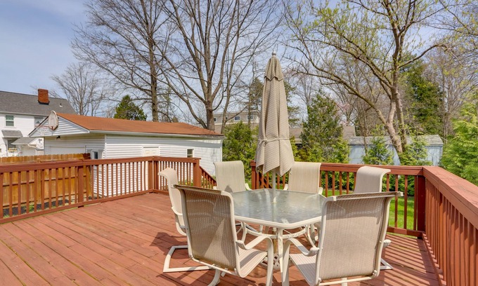 Avon Lake House | Chic Home w/Deck, Walk to Lake Erie!
