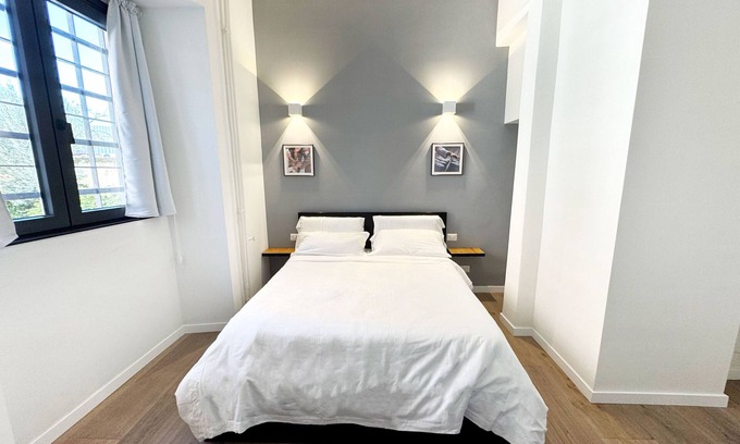 Tiburtino House | Chic Loft in Central Rome. New amenities. Walking distance from center, 2BR, 2BA