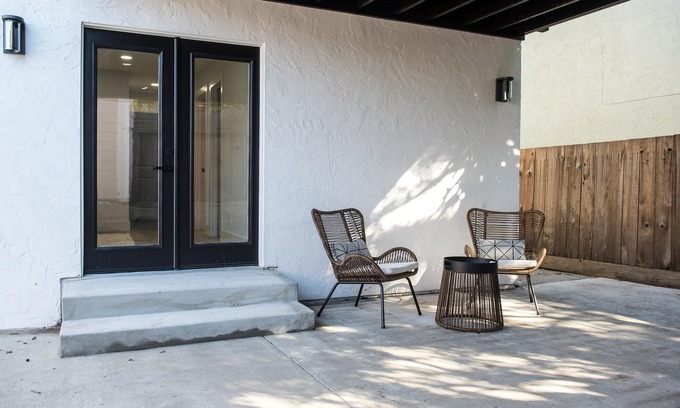 San Bruno House | Chic Modern 4 bed/3.5ba Home, close to SFO and SF landmarks