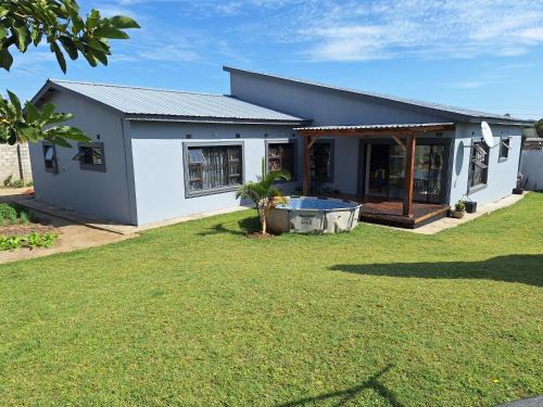 Lusaka House | Chic Modern Escape