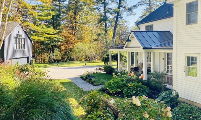 Lenox House | Chic Modern Farmhouse 1 Mile to Downtown Lenox