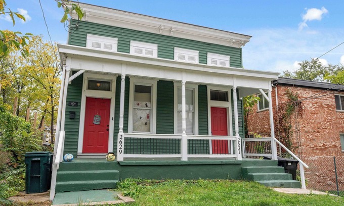 Walnut Hills House | Chic Modern Gem w/Style Suites