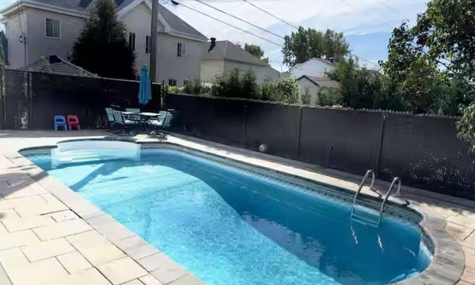 Laval Apartment | Chic Spacious Basement Pool WellServed No Kitchen