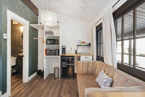 Allenspark Apartment | Chief's Head Peak