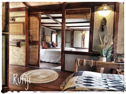 KwaMazambane Cabin | Chinderera Eco Lodge