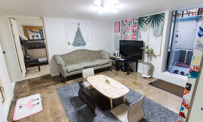 Seogyo-dong House | Cho's Hongdae house - a big & spacious house being available for 12 guests.