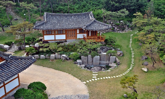 Yeoncheon Hotel | Chosun Royal Family Hotel