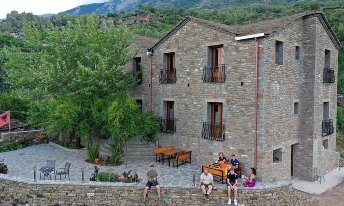 Albania House | Chri Chri Guesthouse