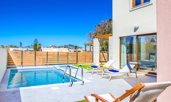Agia Marina Villa | Chryseis Villa Chania: Walk to Beach, Shops & Restaurants/Private Heated Pool