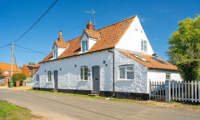 Thornham Cottage | Church Cottage, Thornham, Norfolk