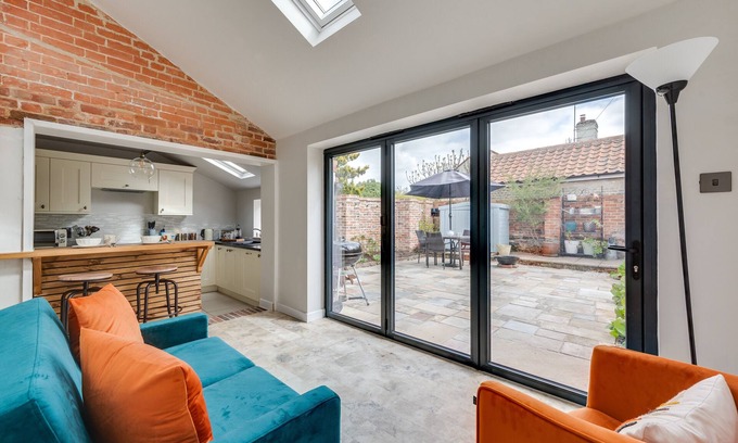 Wangford House | Church Cottage - Three Bedroom House, Sleeps 6