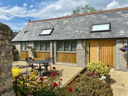Lydford-on-Fosse House | Church Farm Barn Annex