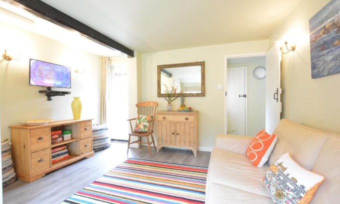 Dunwich House | Church Farm Cottage, Dunwich