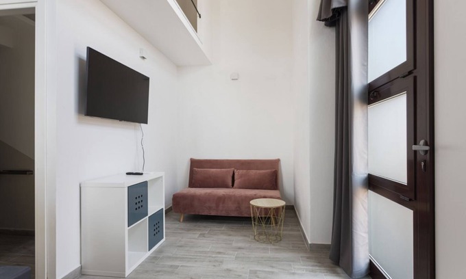 Bicocca Apartment | Churches 1