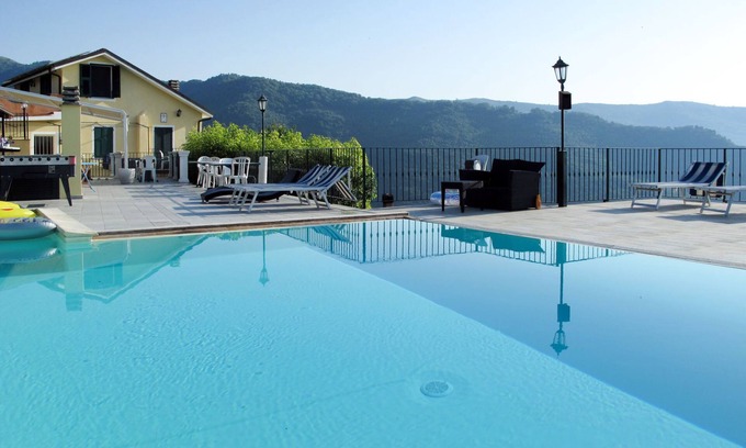Valloria Apartment | Ciclamino (VLO204) by Interhome