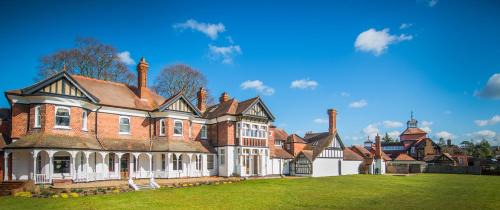 Cookham Hotel | CIM Business Centre