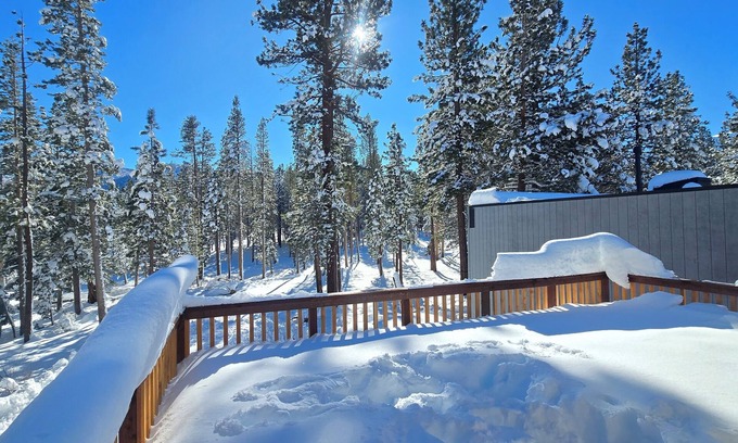 Mammoth Lakes Bed & Breakfast | Cinnamon Bear Inn