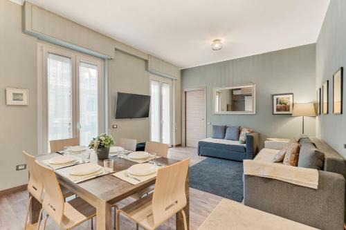 La Spezia Apartment | Cinque Terre The Arcade Apartment - Two bathrooms