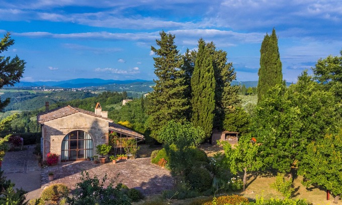 San Pietro in Bossolo House | Cipereto by Interhome